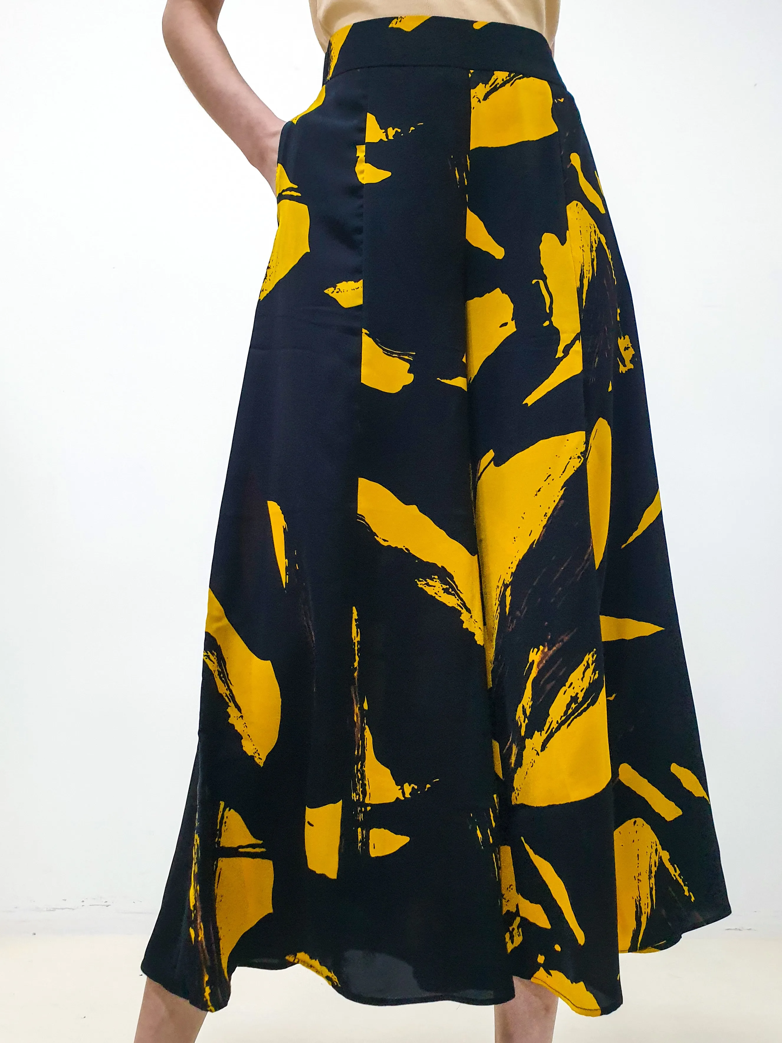 MADEBYFER Print Flare Leg Pants - Yellow