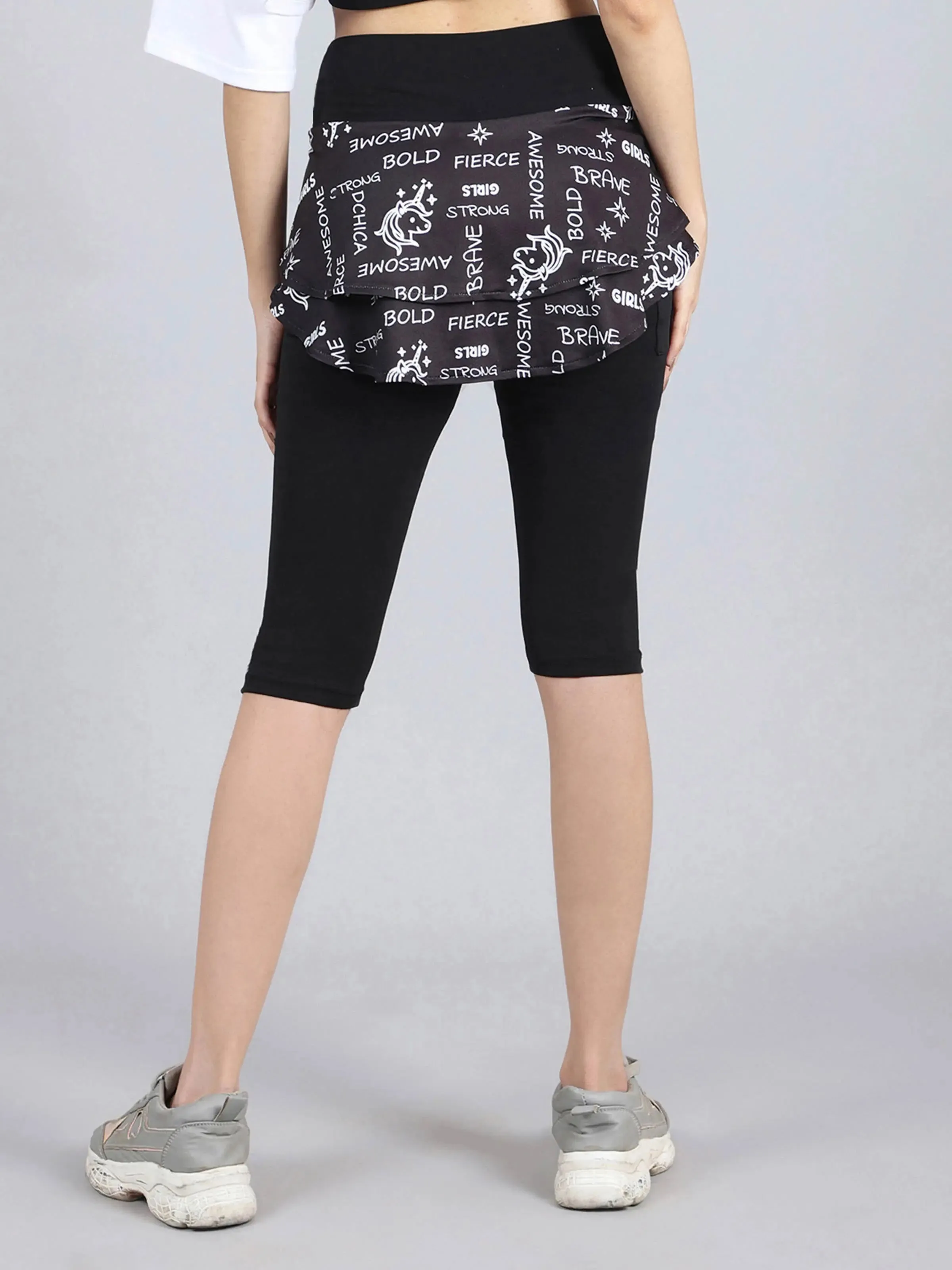 Skirted Capri | Active | 3/4 Length | Black & White Print